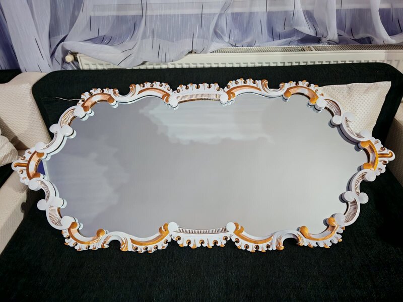 Restauram frumusetea pierduta a artei.